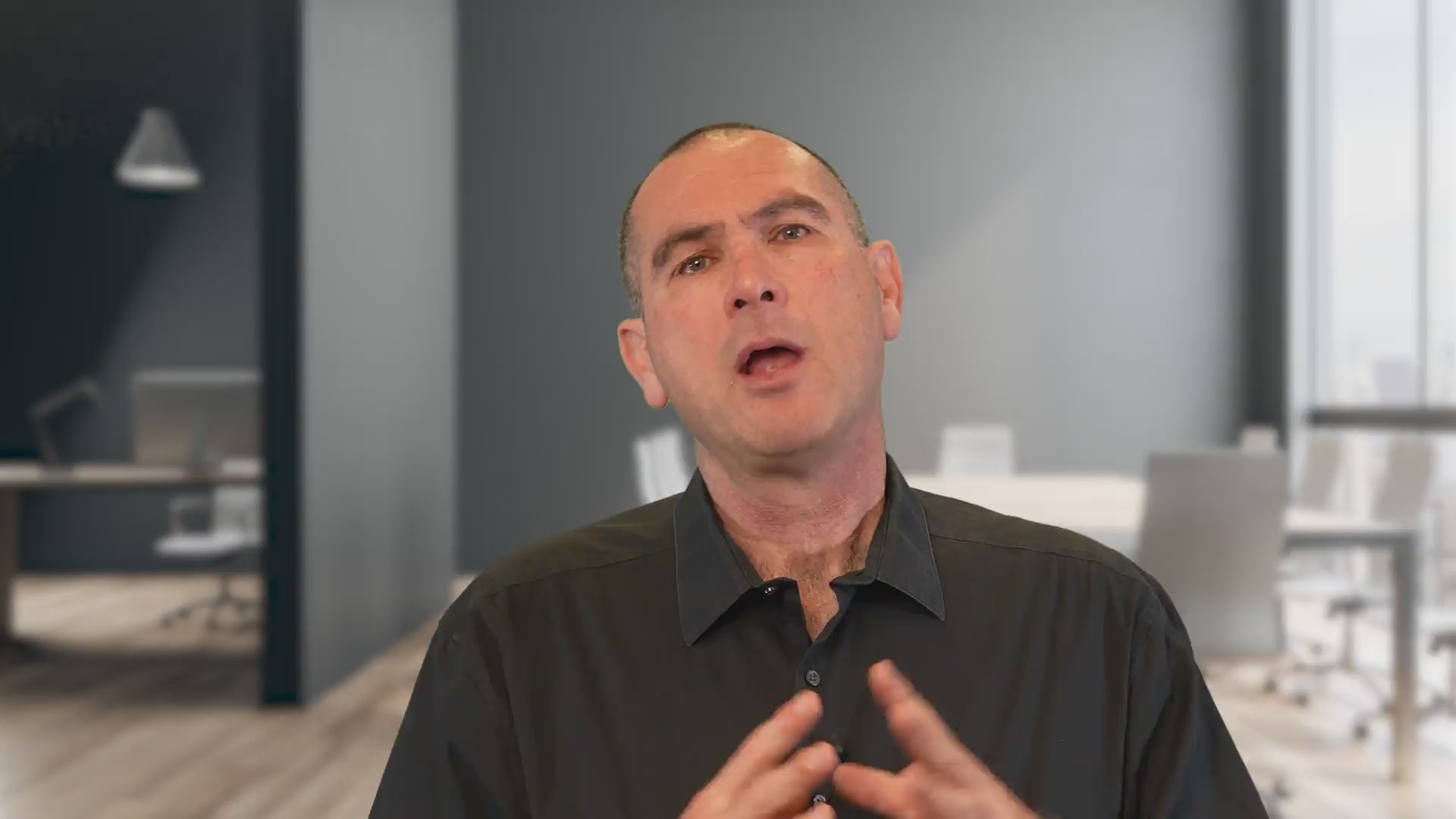 טוען וידאו: 